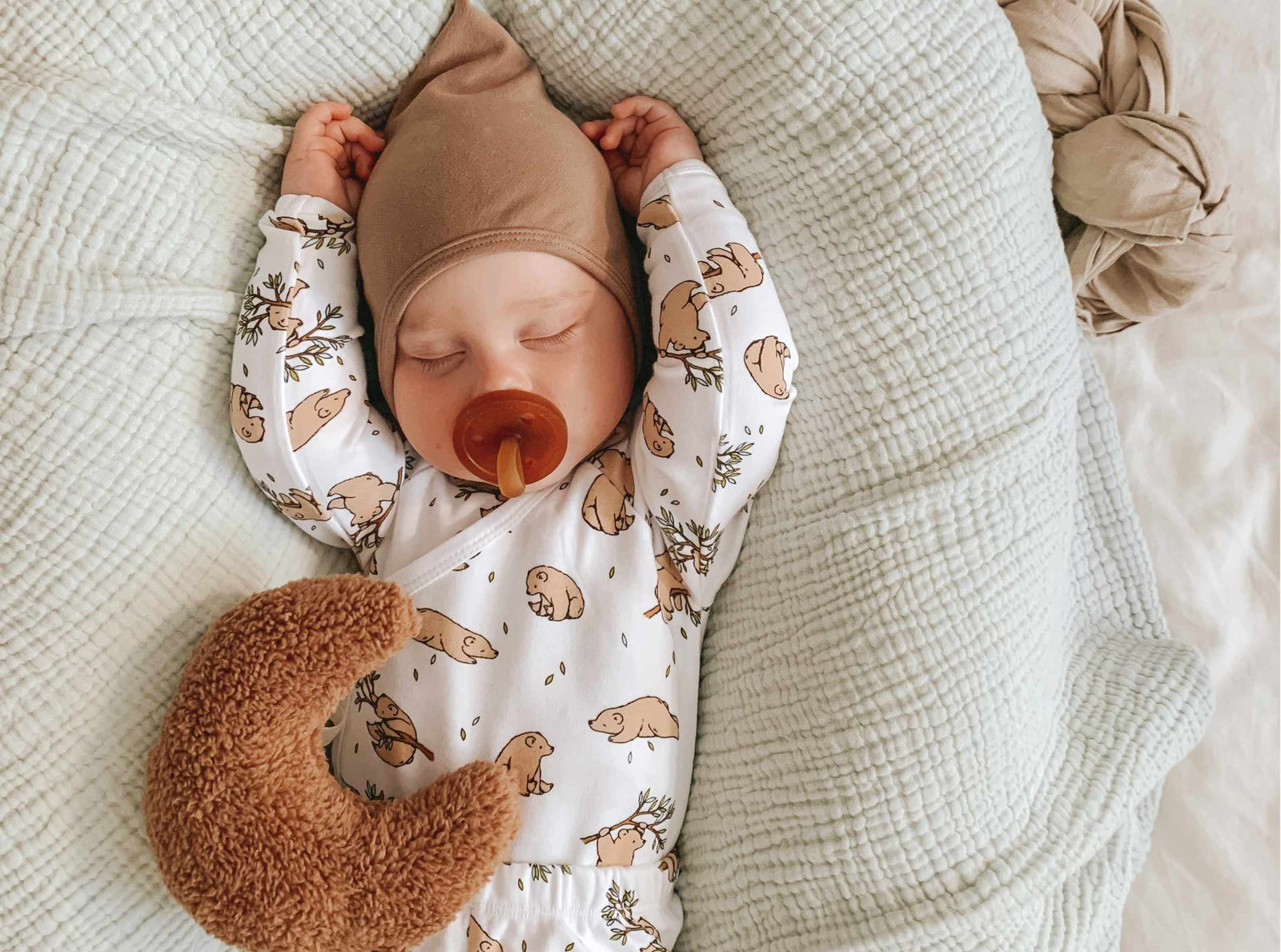 Organic baby clothes little blue nest