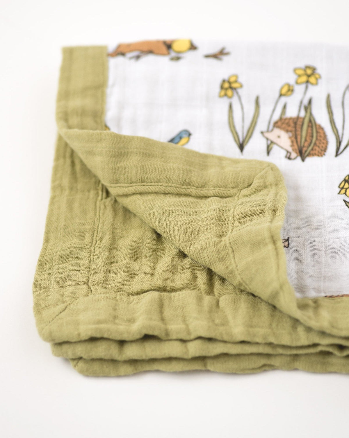 Organic cotton muslin comforter security - et - Woodland hedgehog.